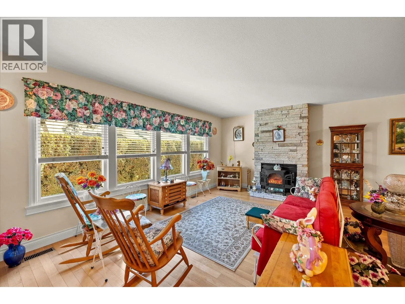 1209 Brookside Avenue Unit# 5