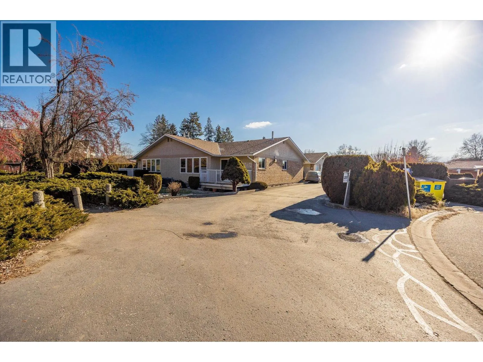 1209 Brookside Avenue Unit# 5