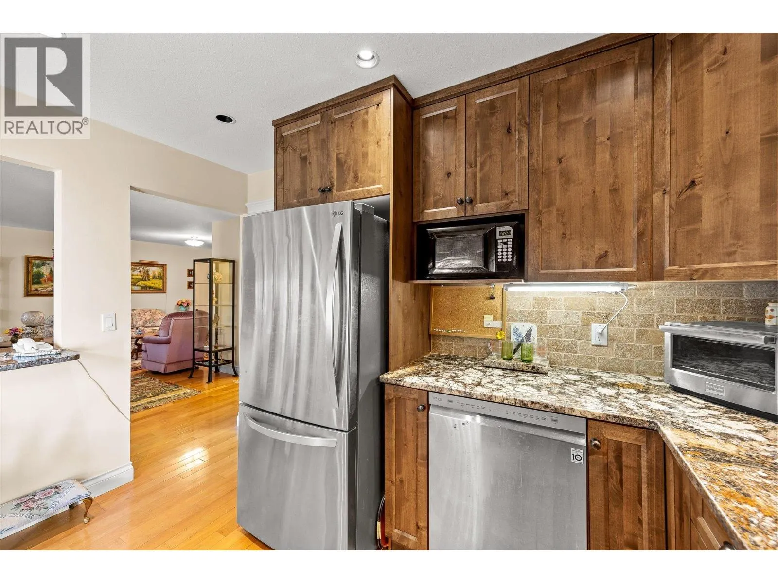 1209 Brookside Avenue Unit# 5