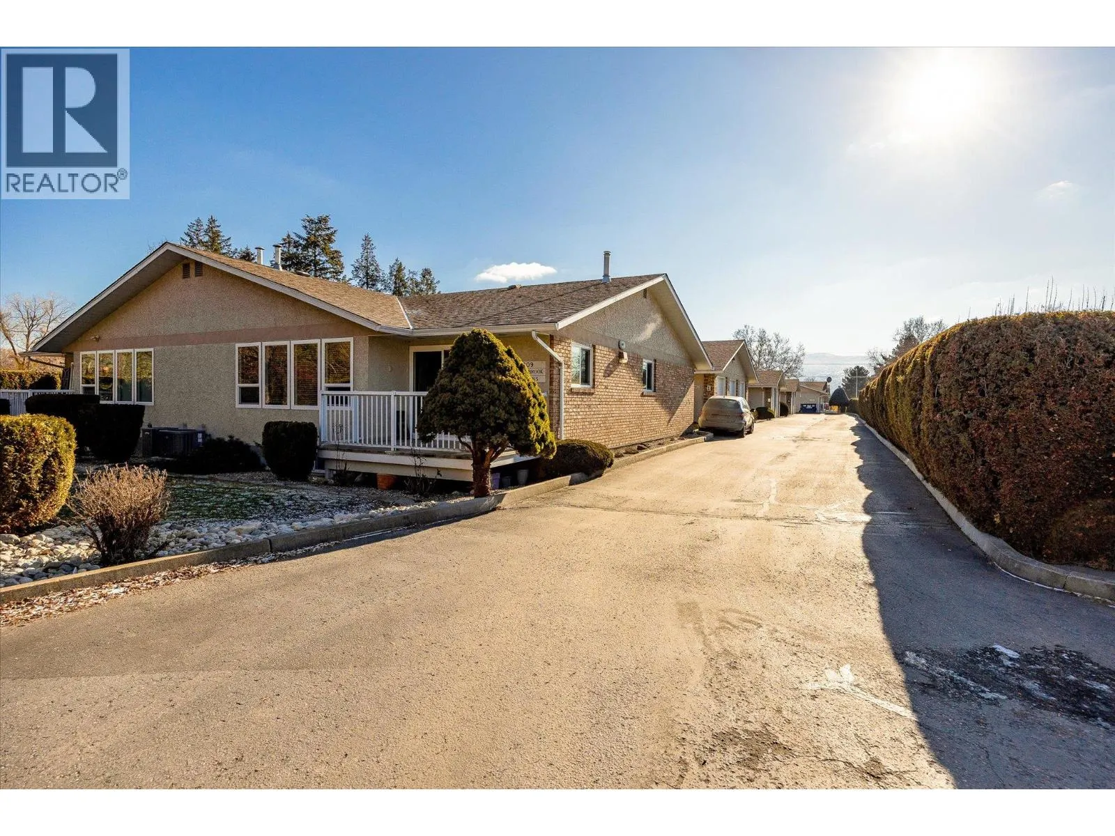 1209 Brookside Avenue Unit# 5