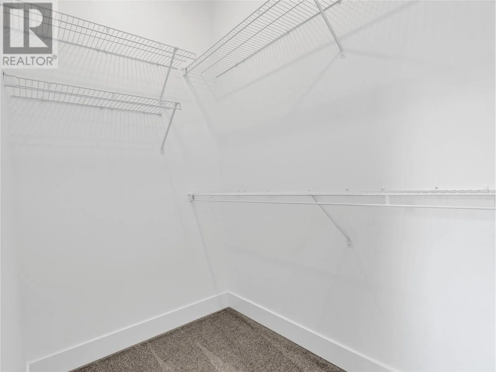 453 MAURICE Street Unit# 102