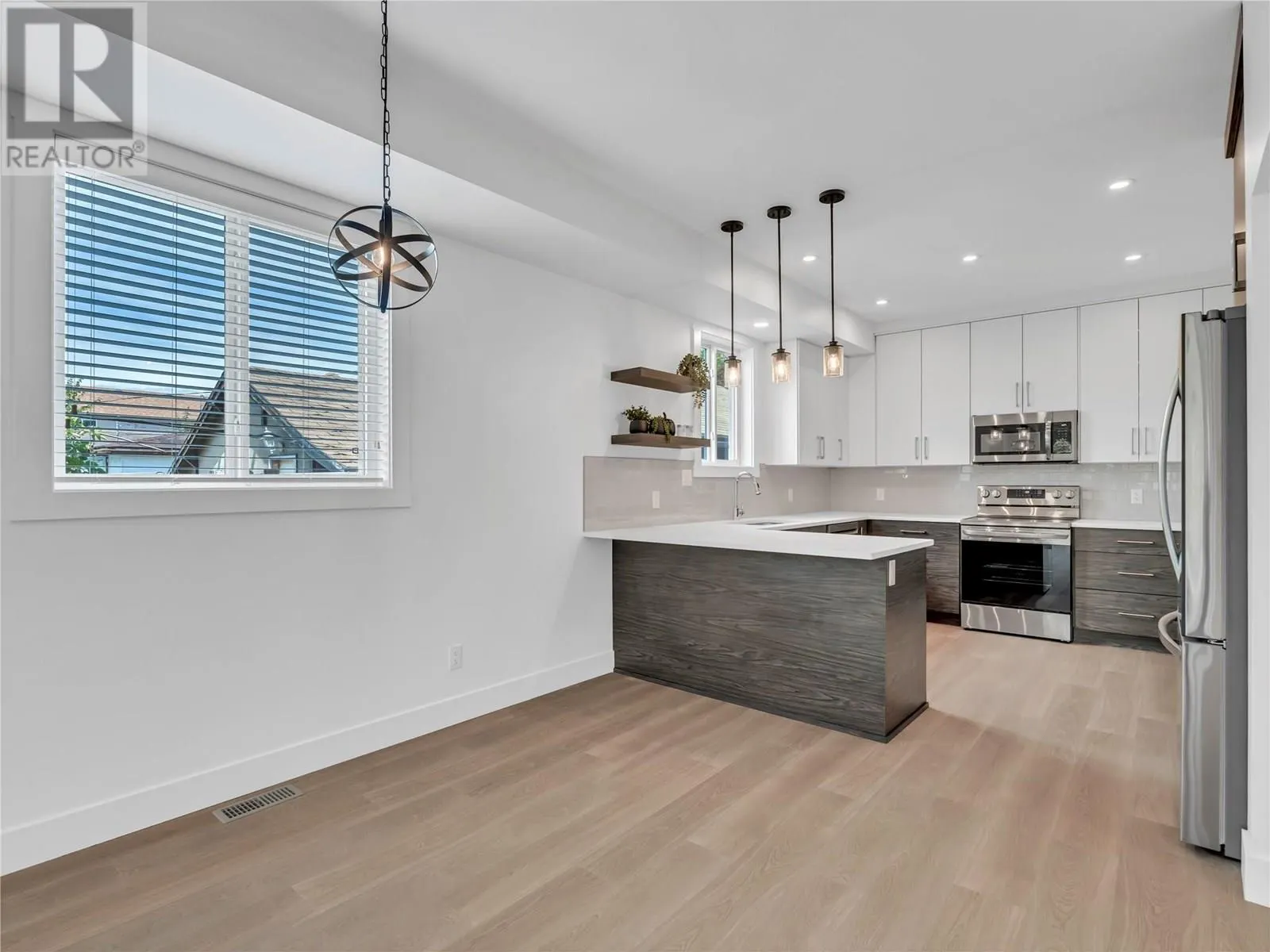 453 MAURICE Street Unit# 102