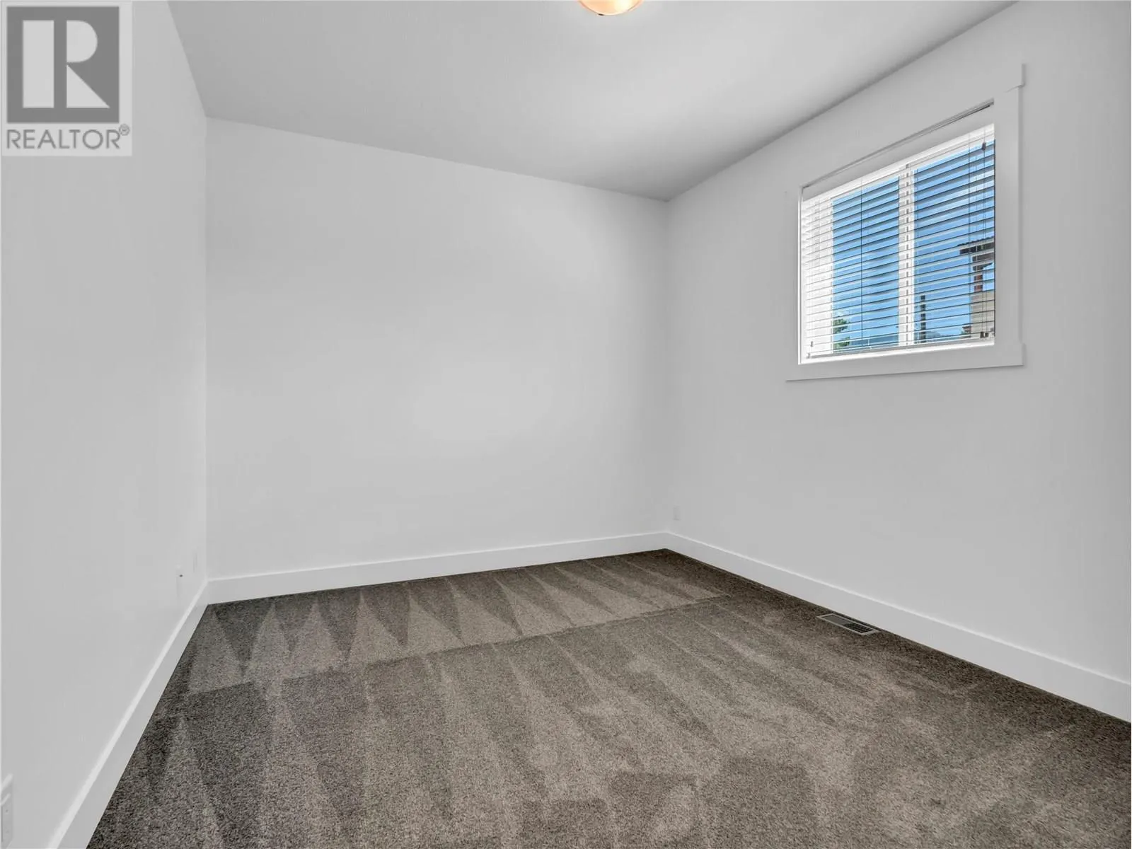 453 MAURICE Street Unit# 102
