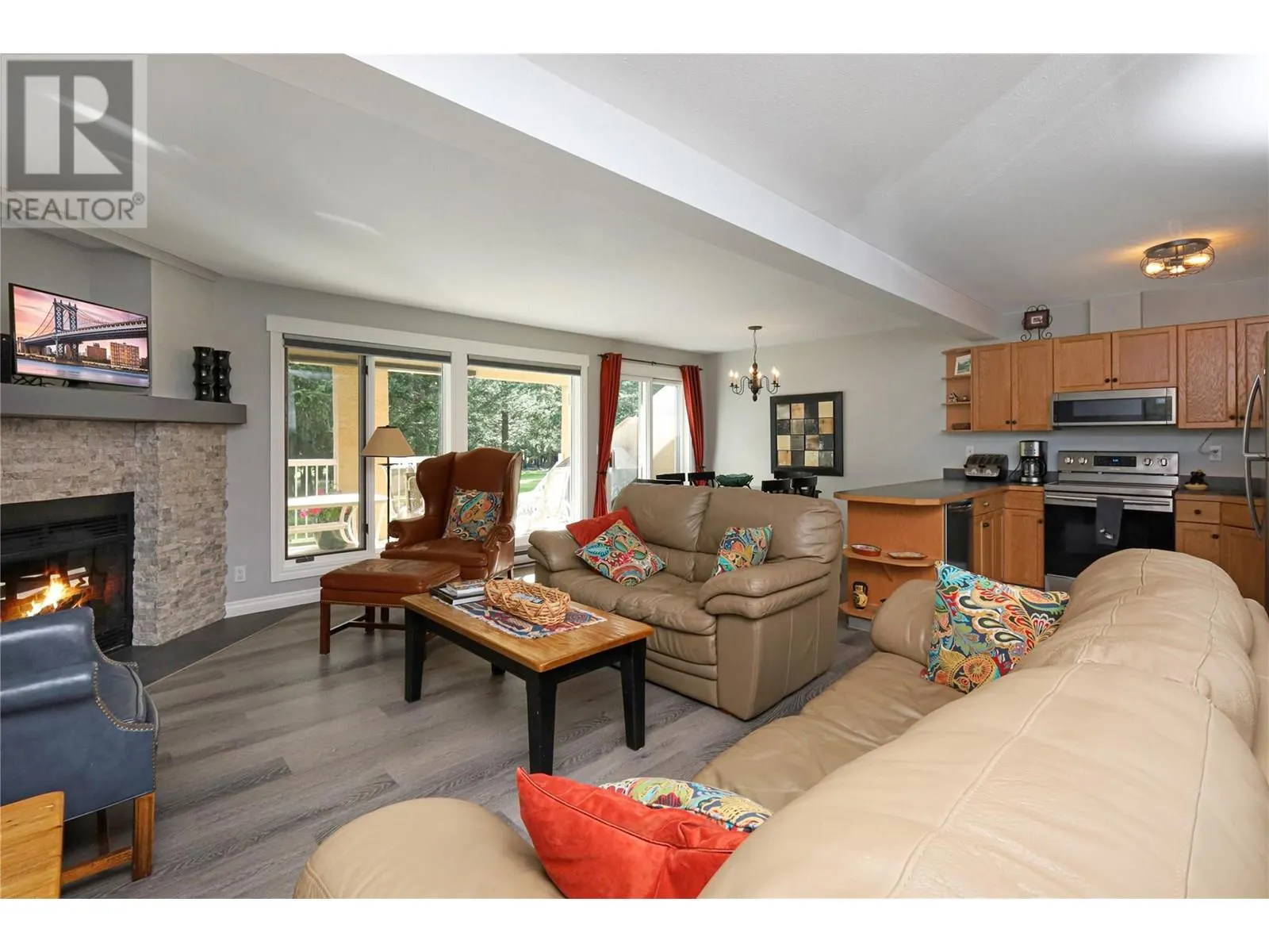7595 Pioneer Avenue Unit# 13