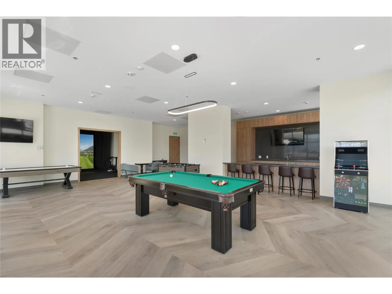 238 Leon Avenue Unit# 1407