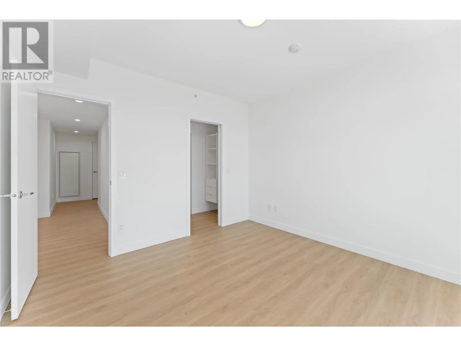 238 Leon Avenue Unit# 1407