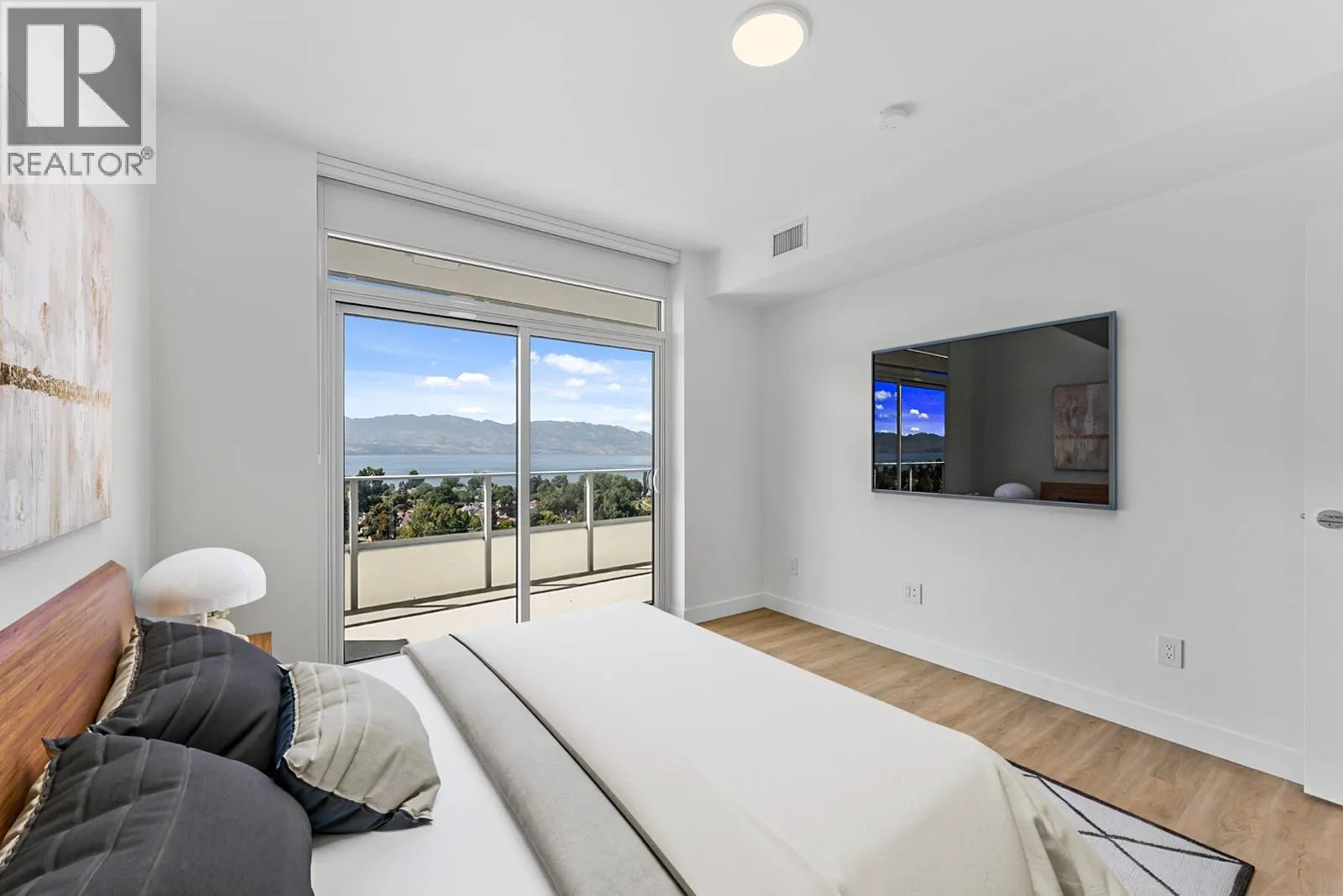 238 Leon Avenue Unit# 1407