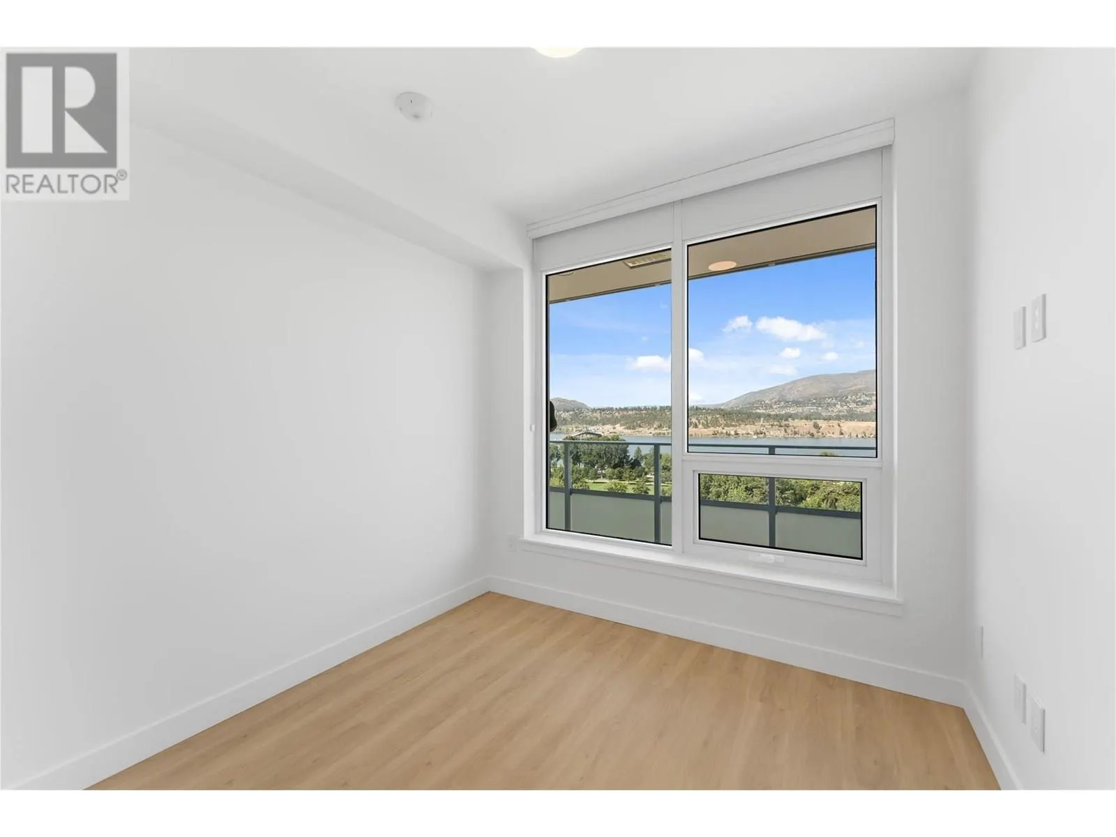 238 Leon Avenue Unit# 1407