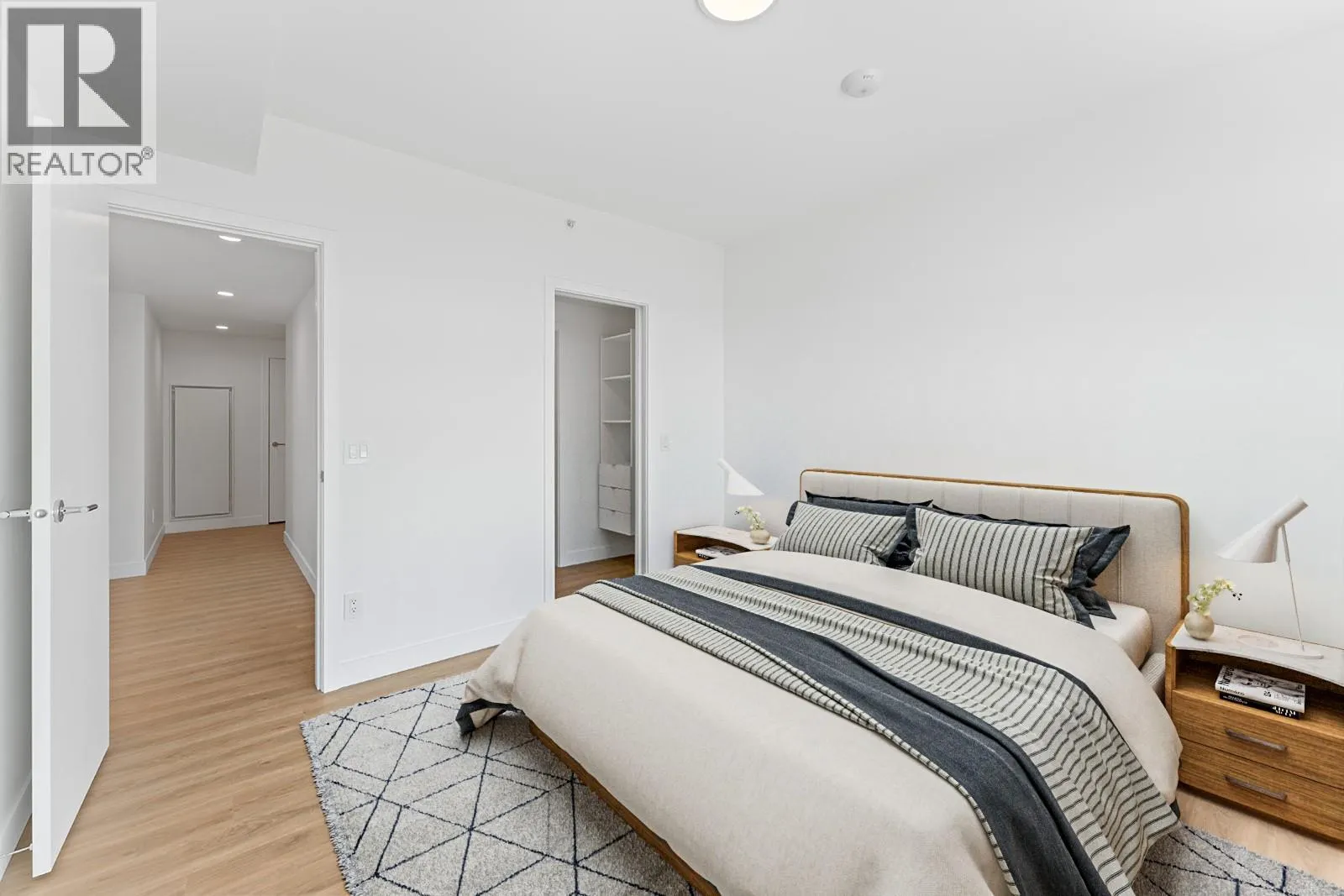 238 Leon Avenue Unit# 1407