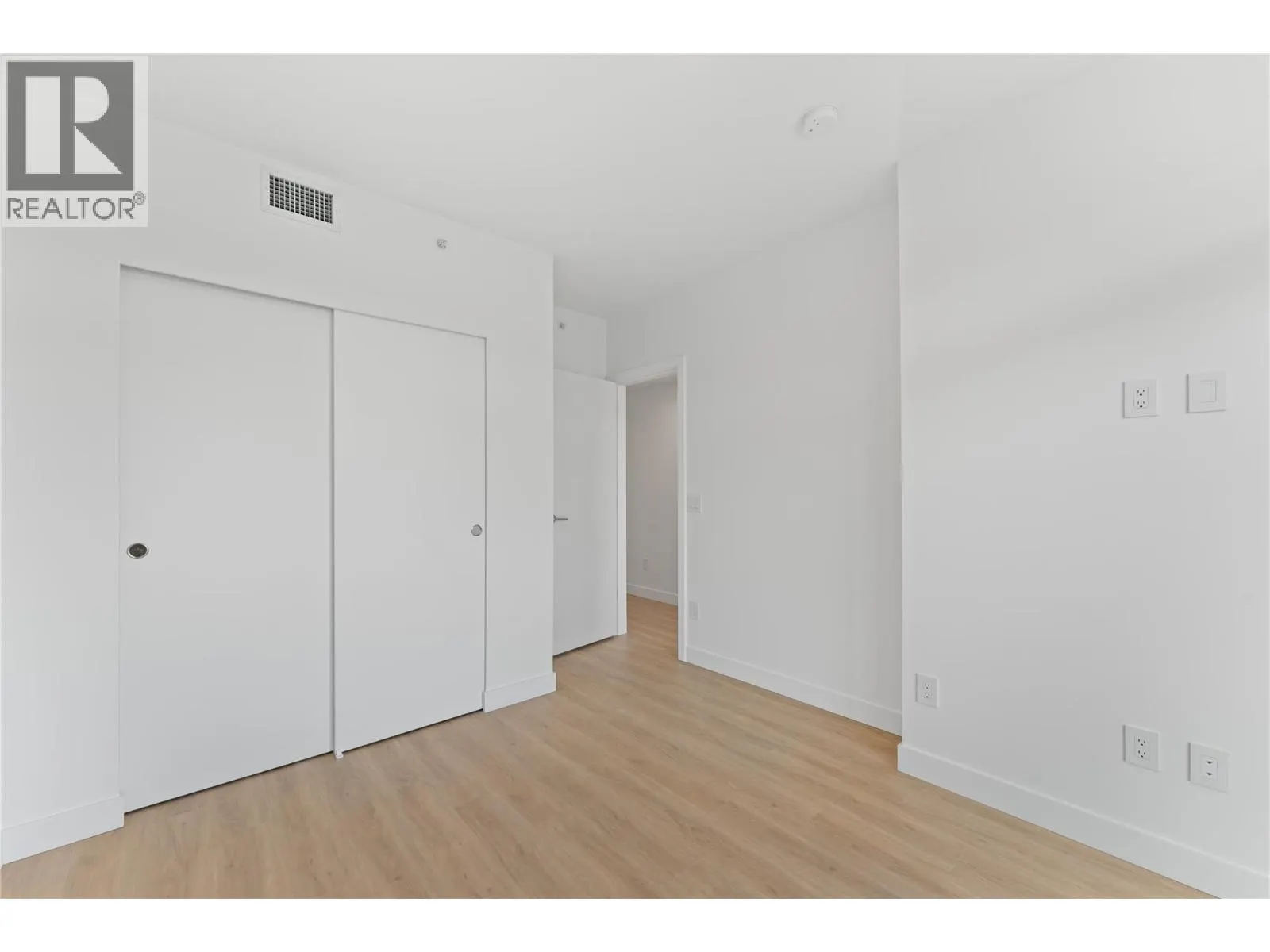 238 Leon Avenue Unit# 1407