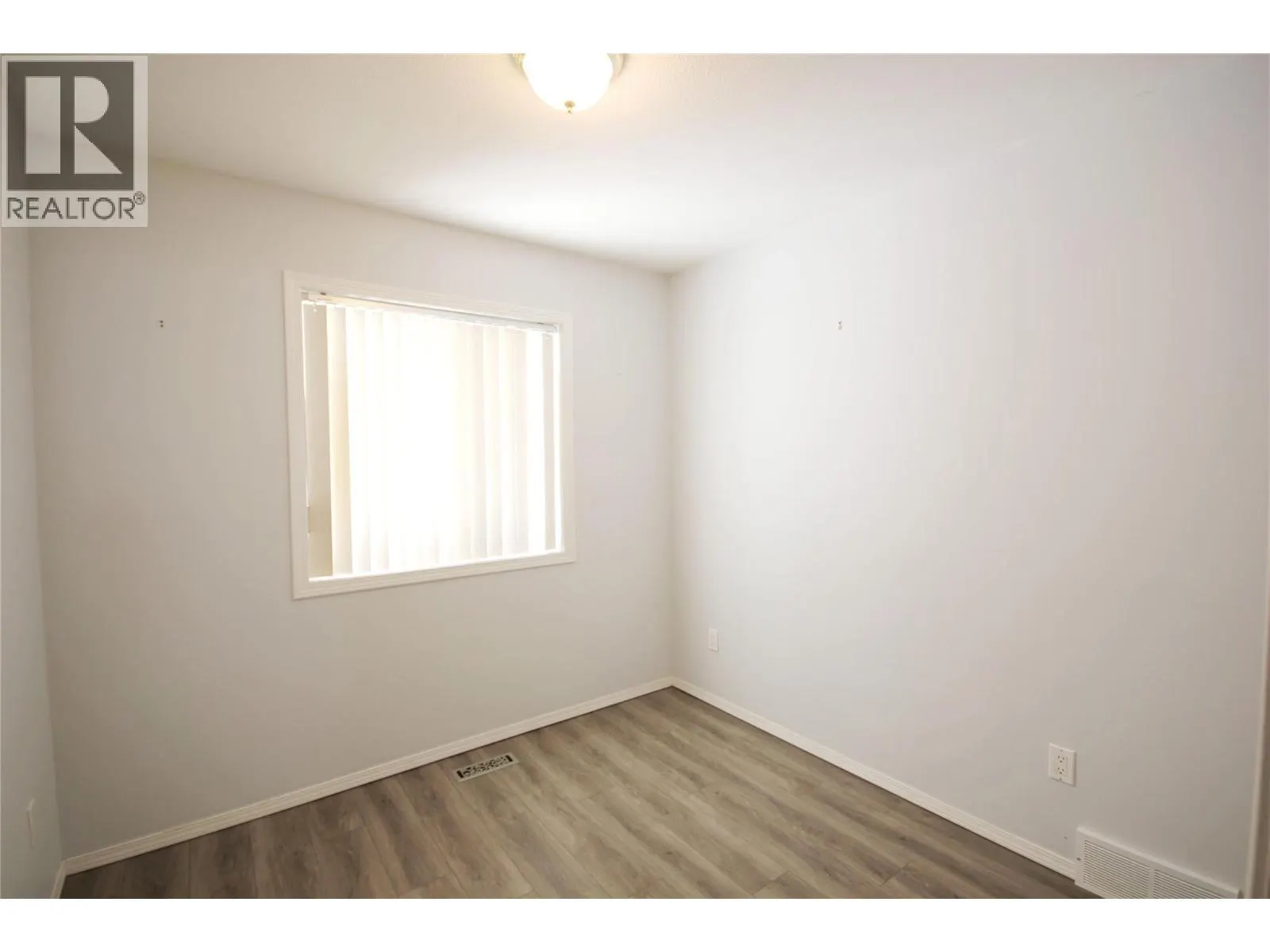 5338 CAMLYN Court