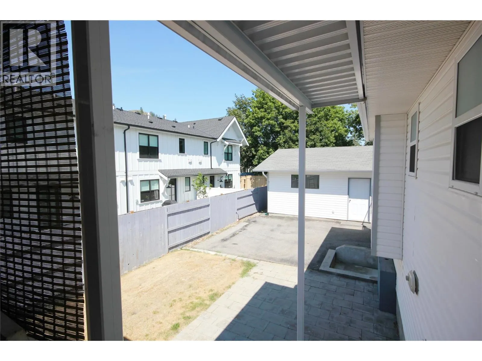 5338 CAMLYN Court