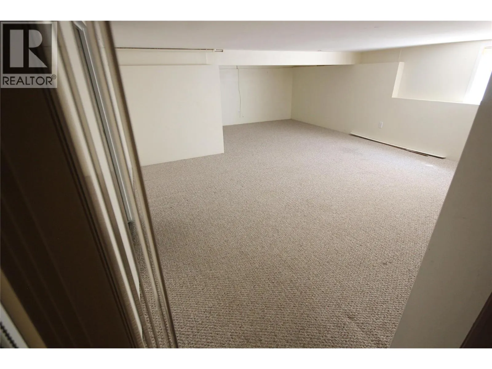 5338 CAMLYN Court