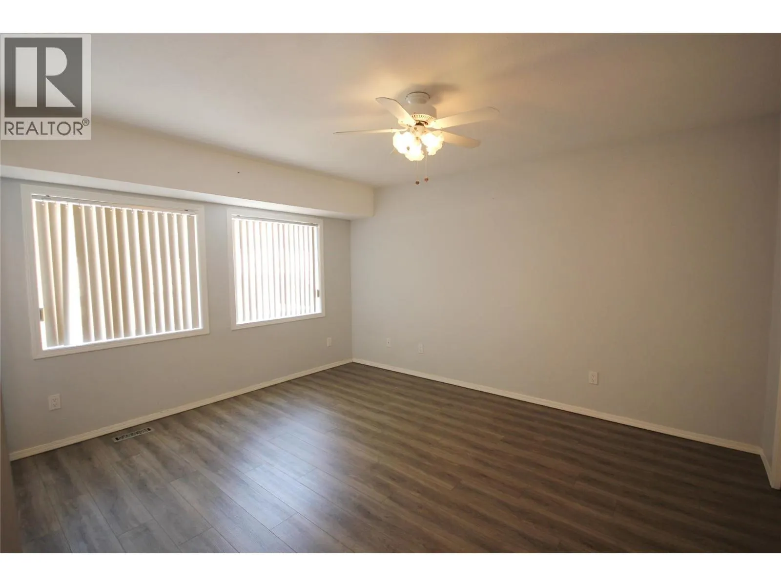 5338 CAMLYN Court
