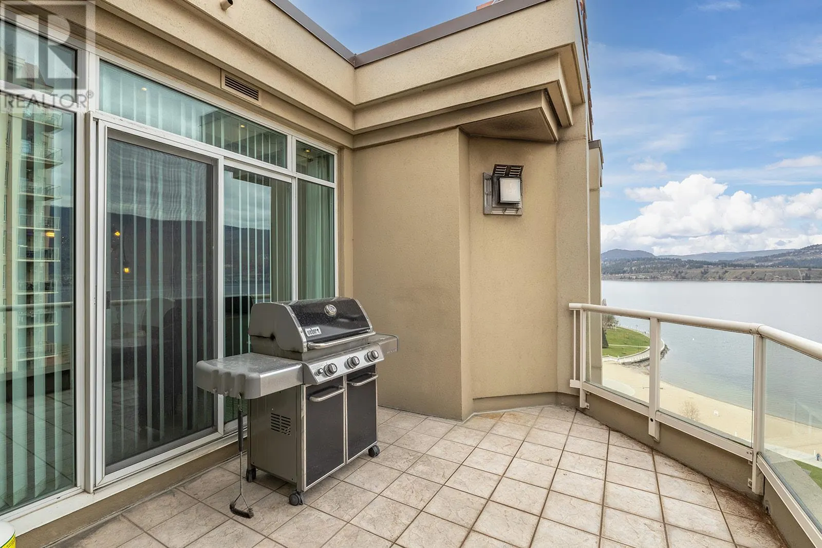 1152 Sunset Drive Unit# 1702