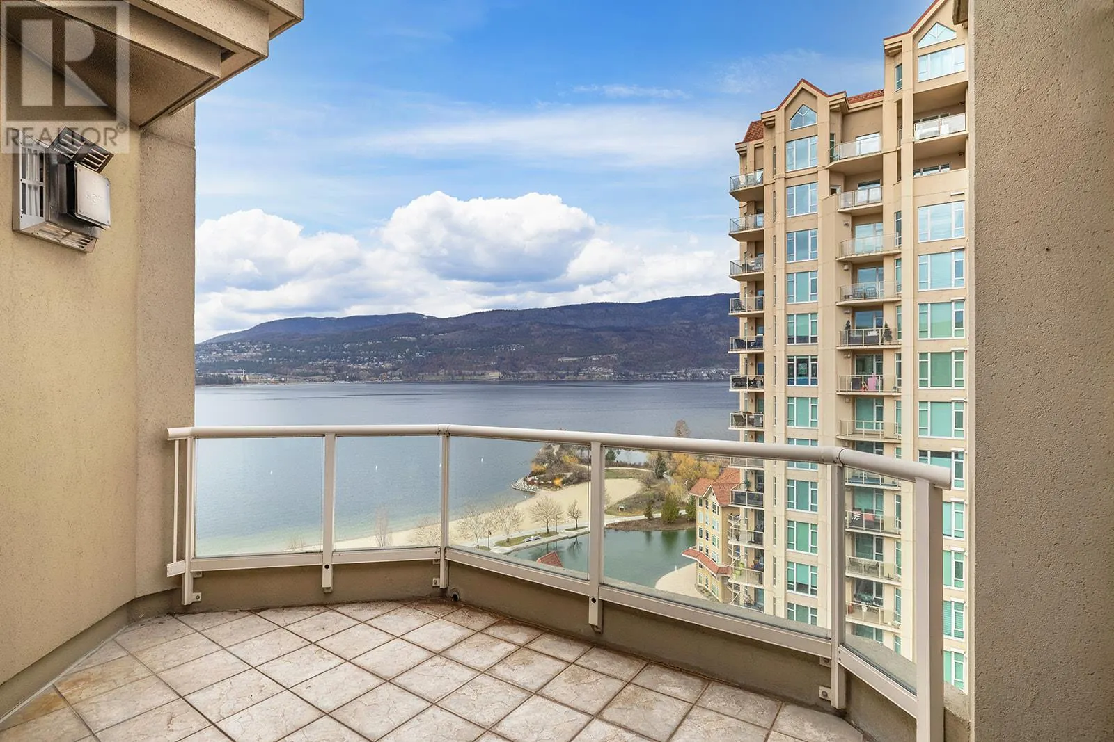 1152 Sunset Drive Unit# 1702
