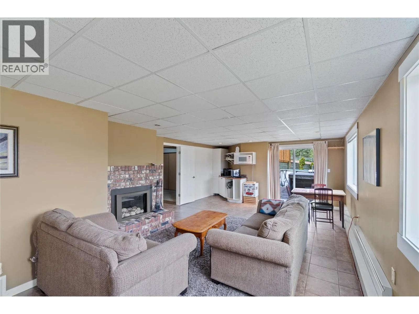 2404 Bella Coola Court