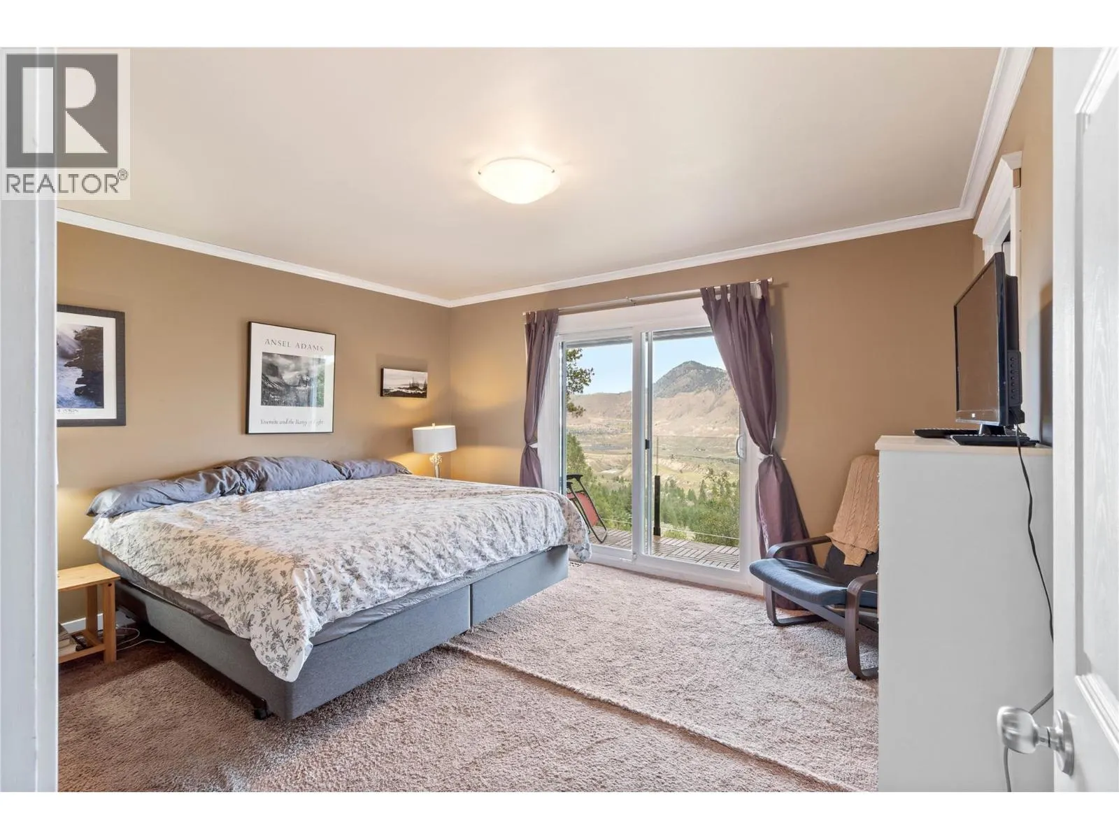 2404 Bella Coola Court