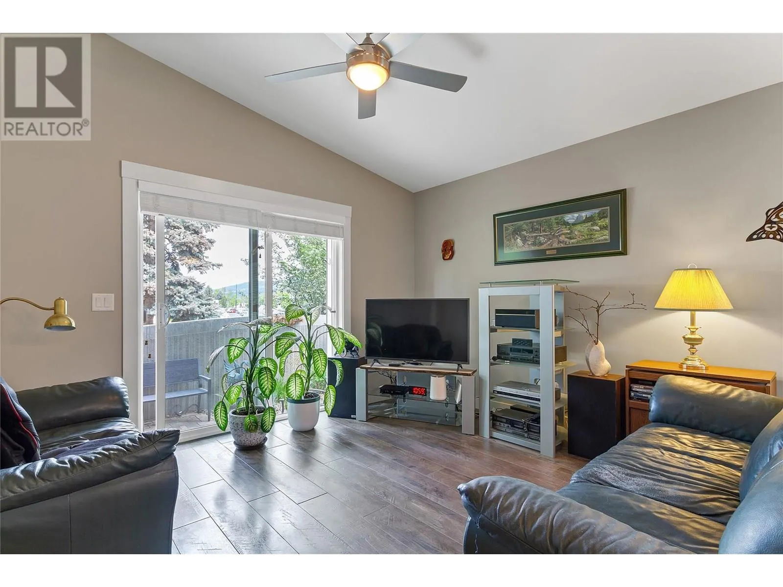 2100 55 Avenue Unit# 34 Lot# 34