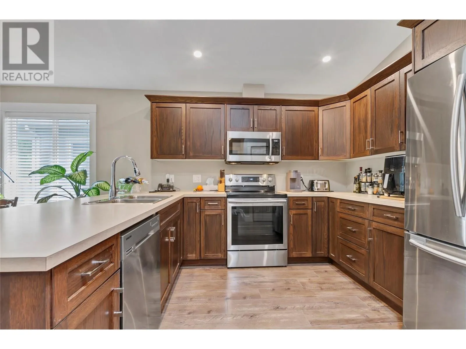 2100 55 Avenue Unit# 34 Lot# 34