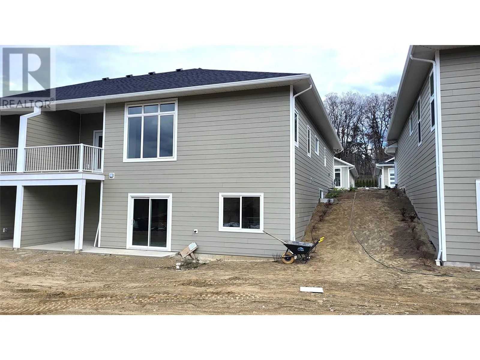 231 20 Street NE Unit# 2