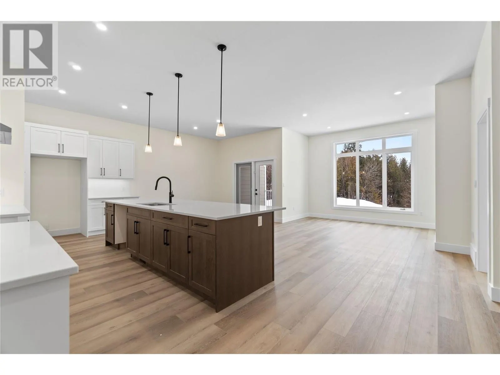 231 20 Street NE Unit# 2