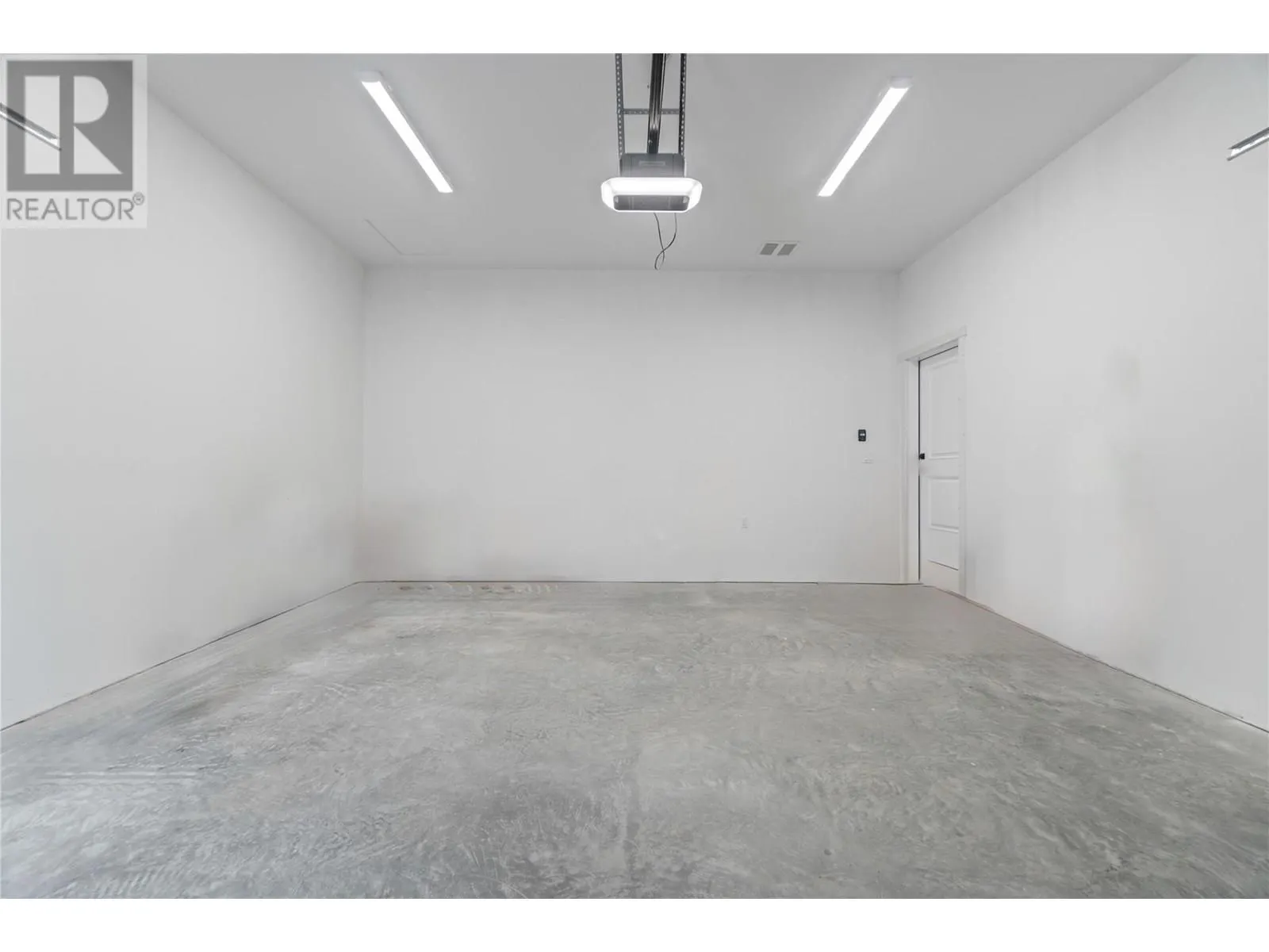 231 20 Street NE Unit# 2
