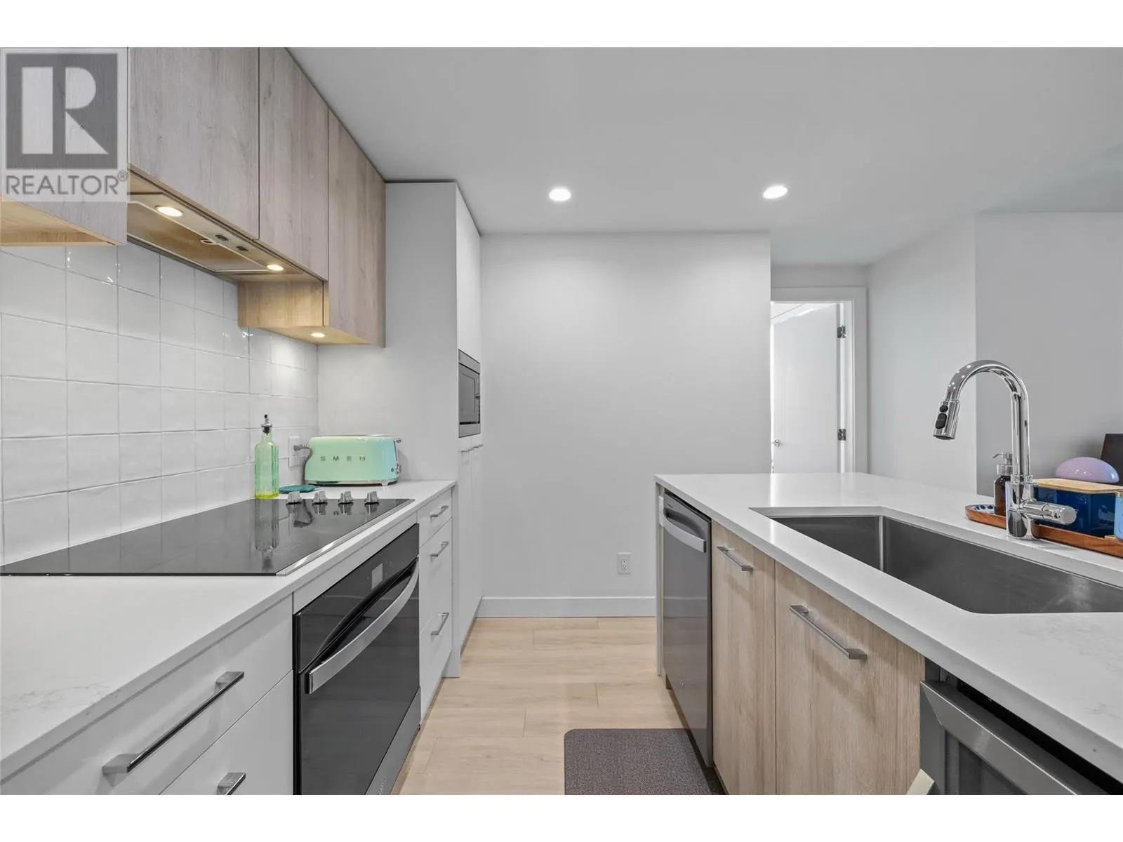 3699 Capozzi Road Unit# 811
