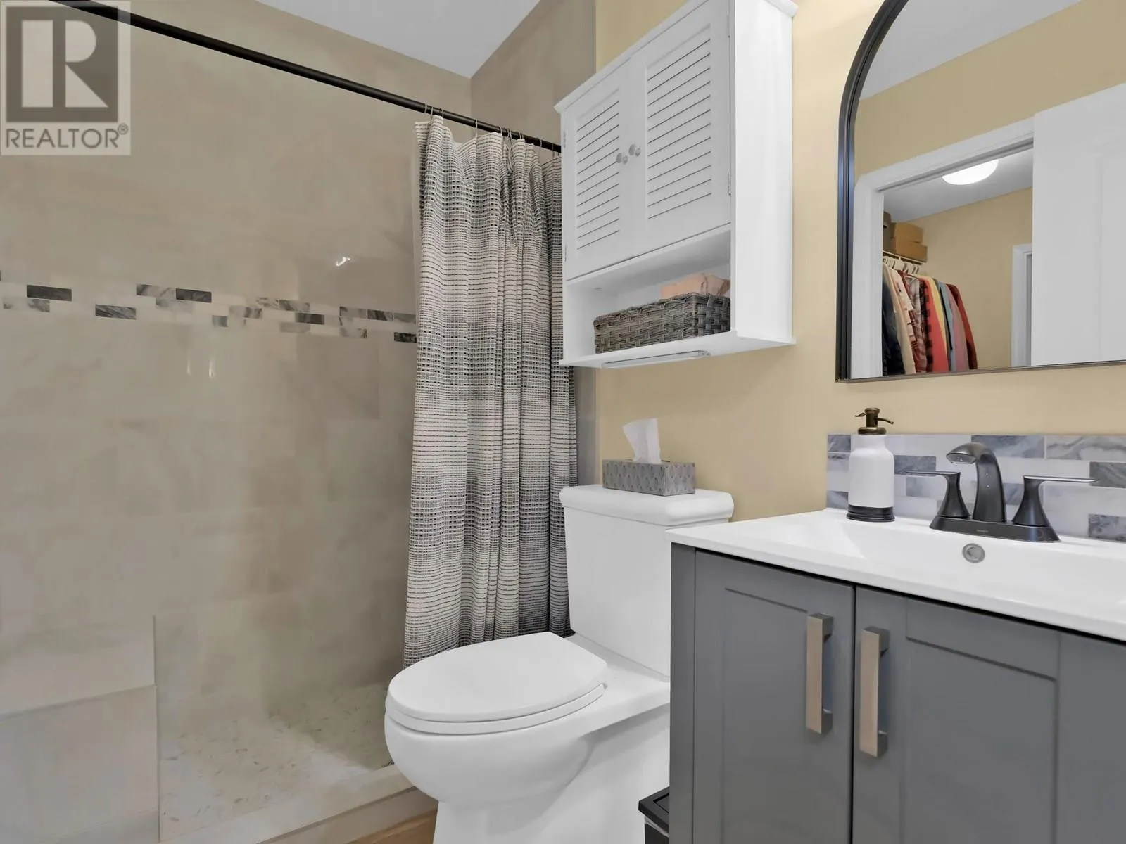 2210 Louie Drive Unit# 26