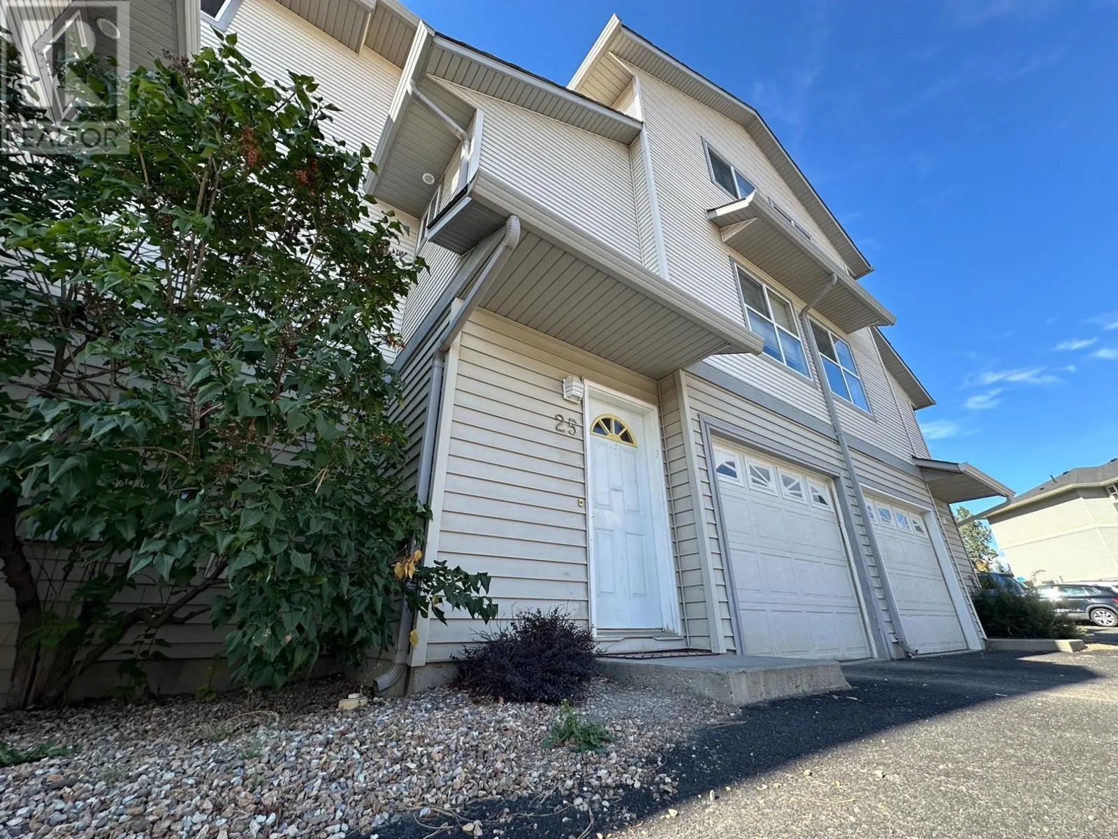 1920 HUGH ALLAN Drive Unit# 25