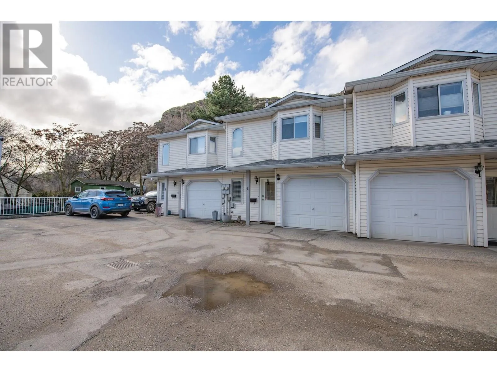 3910 32 Avenue Unit# 2