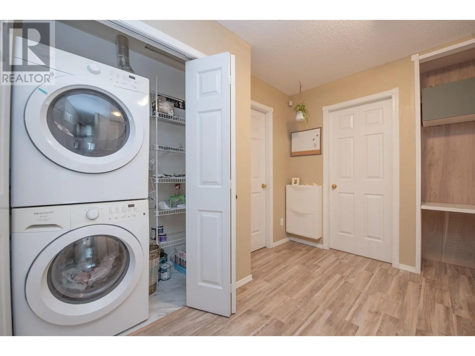 3910 32 Avenue Unit# 2