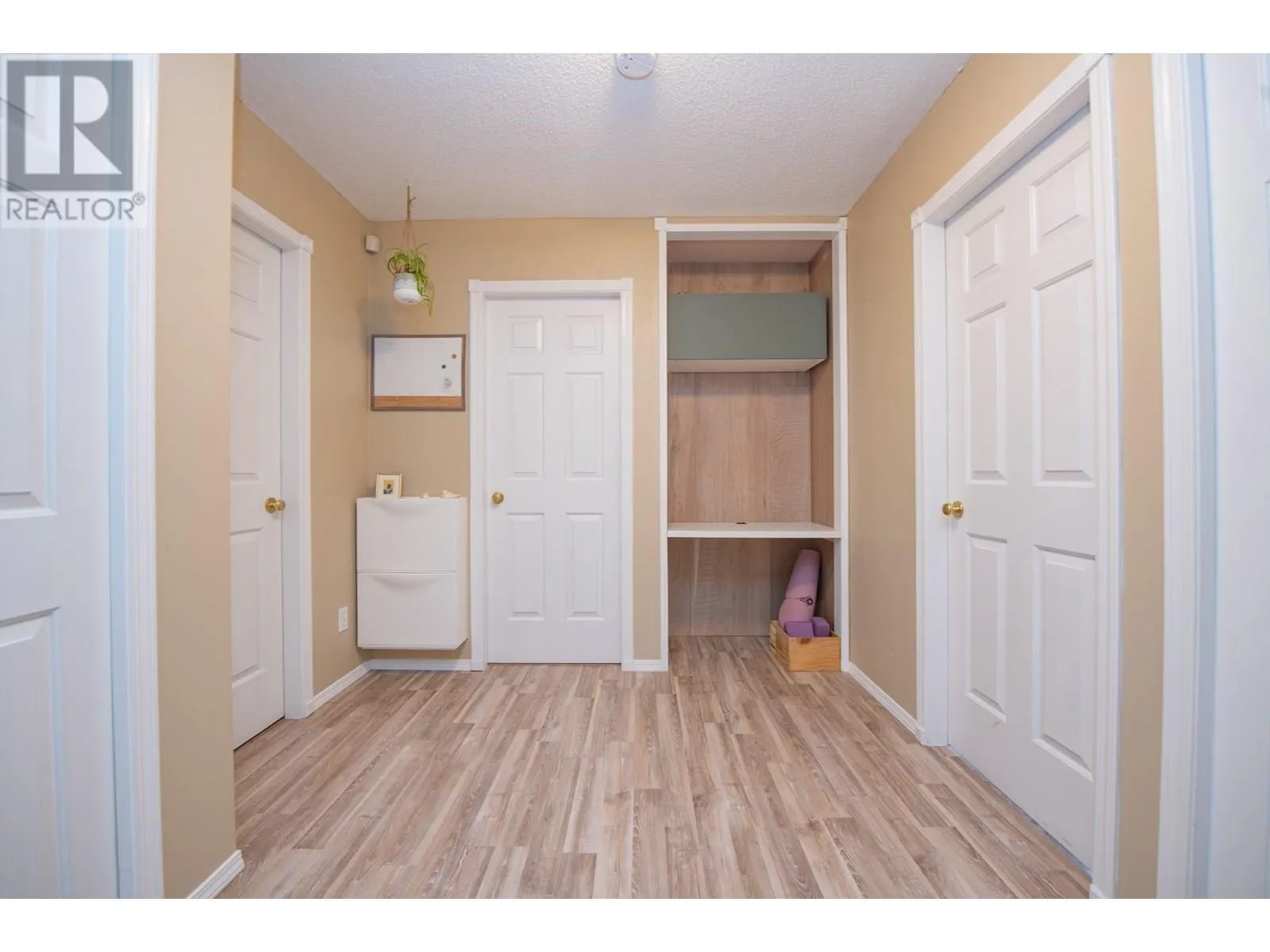 3910 32 Avenue Unit# 2