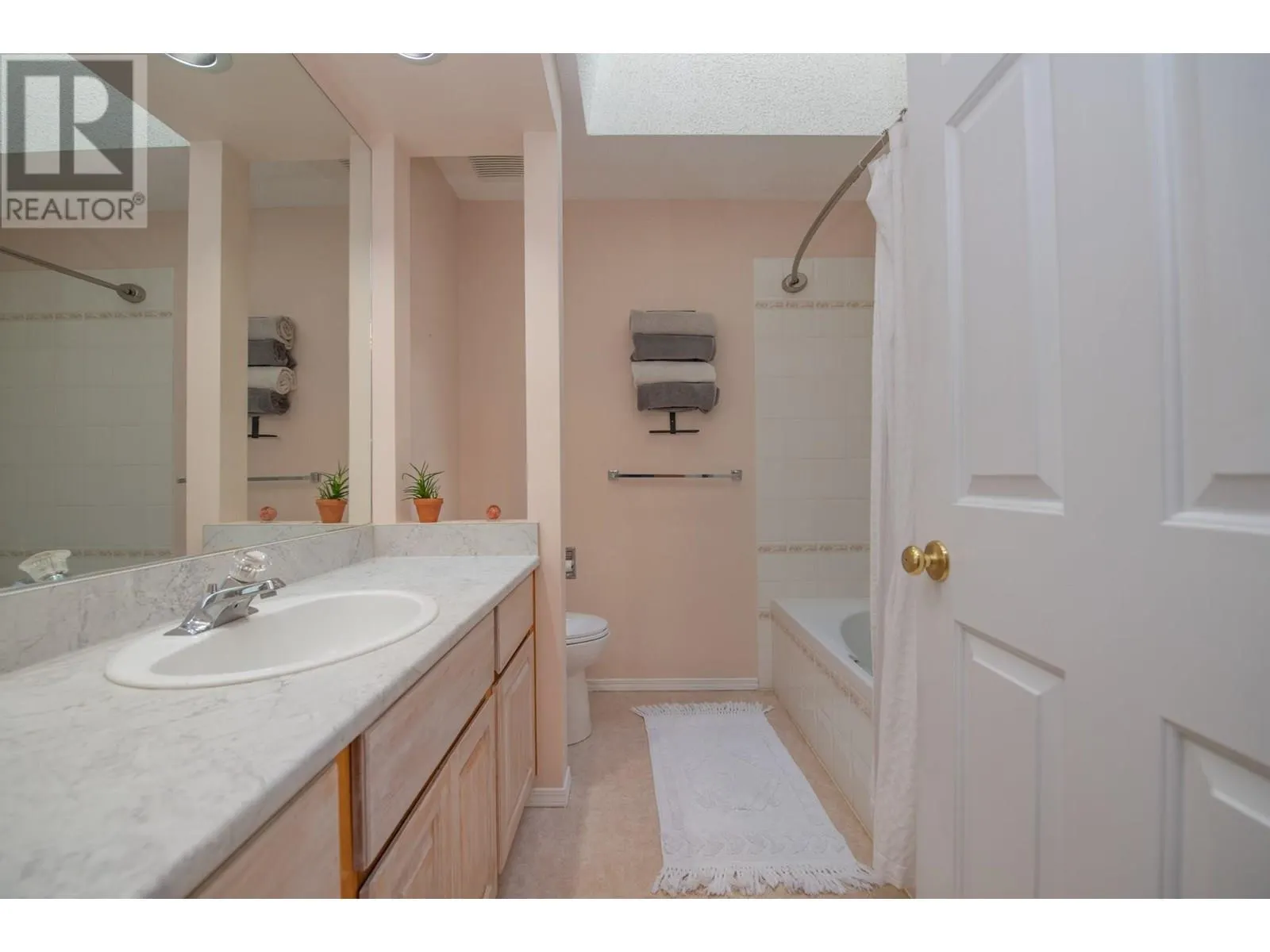 3910 32 Avenue Unit# 2