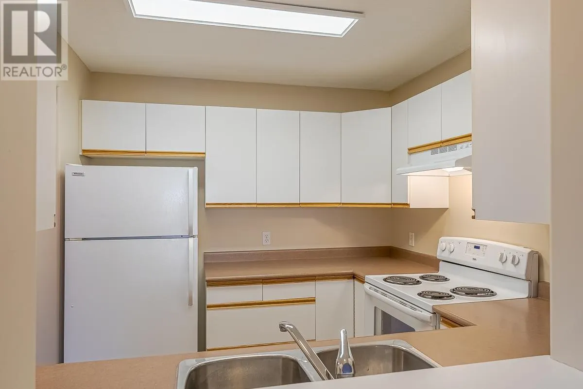 1920 HUGH ALLAN Drive Unit# 22