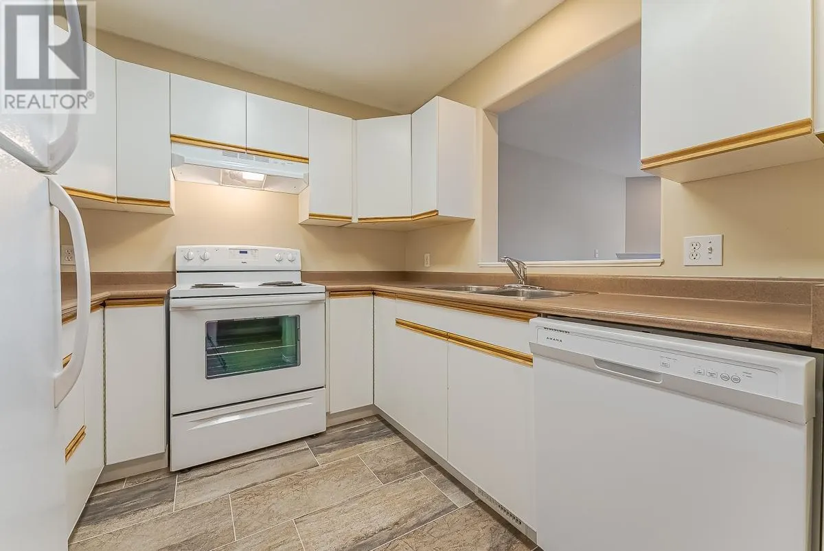 1920 HUGH ALLAN Drive Unit# 22