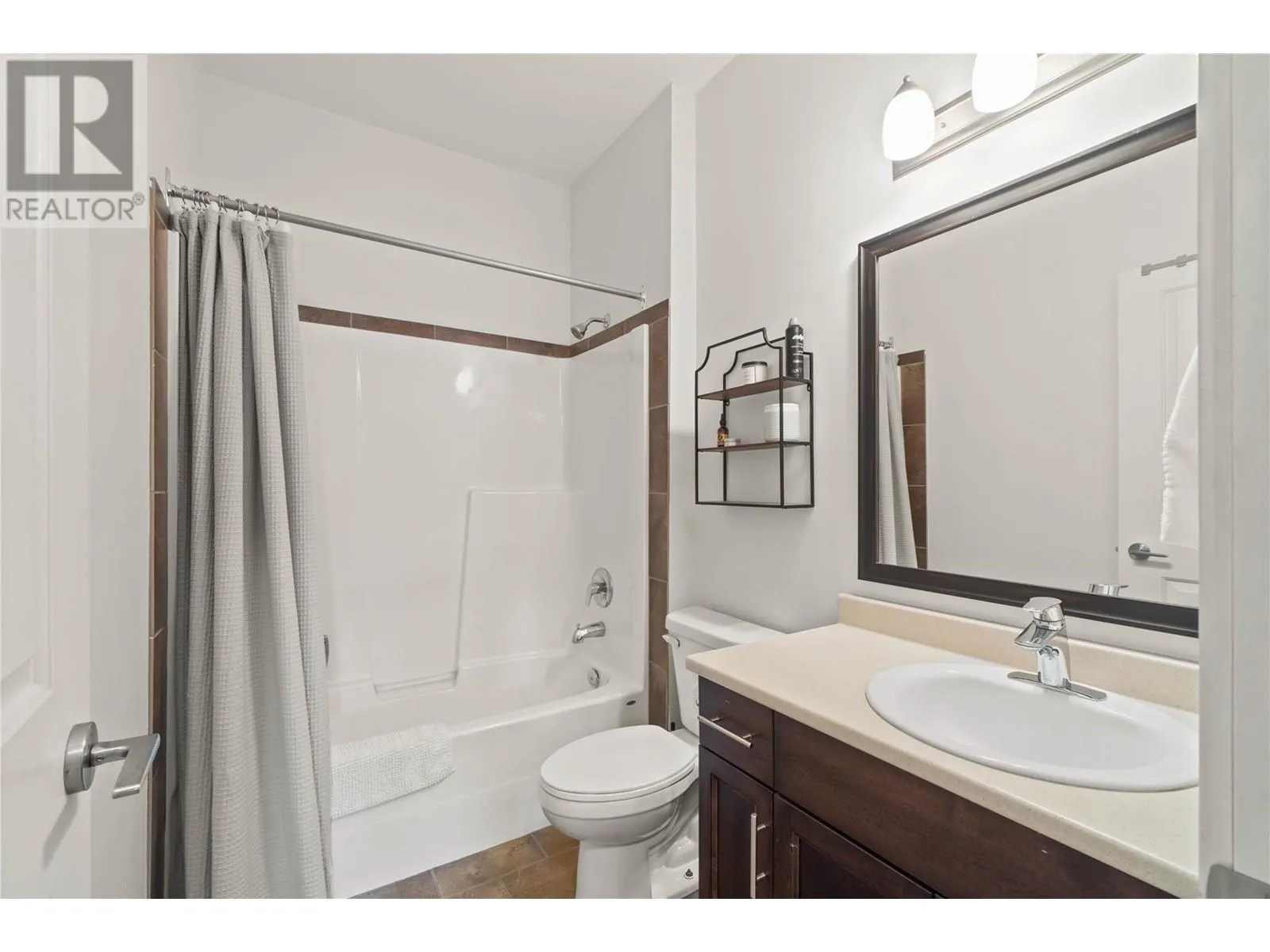 1701 MENZIES Street Unit# 304