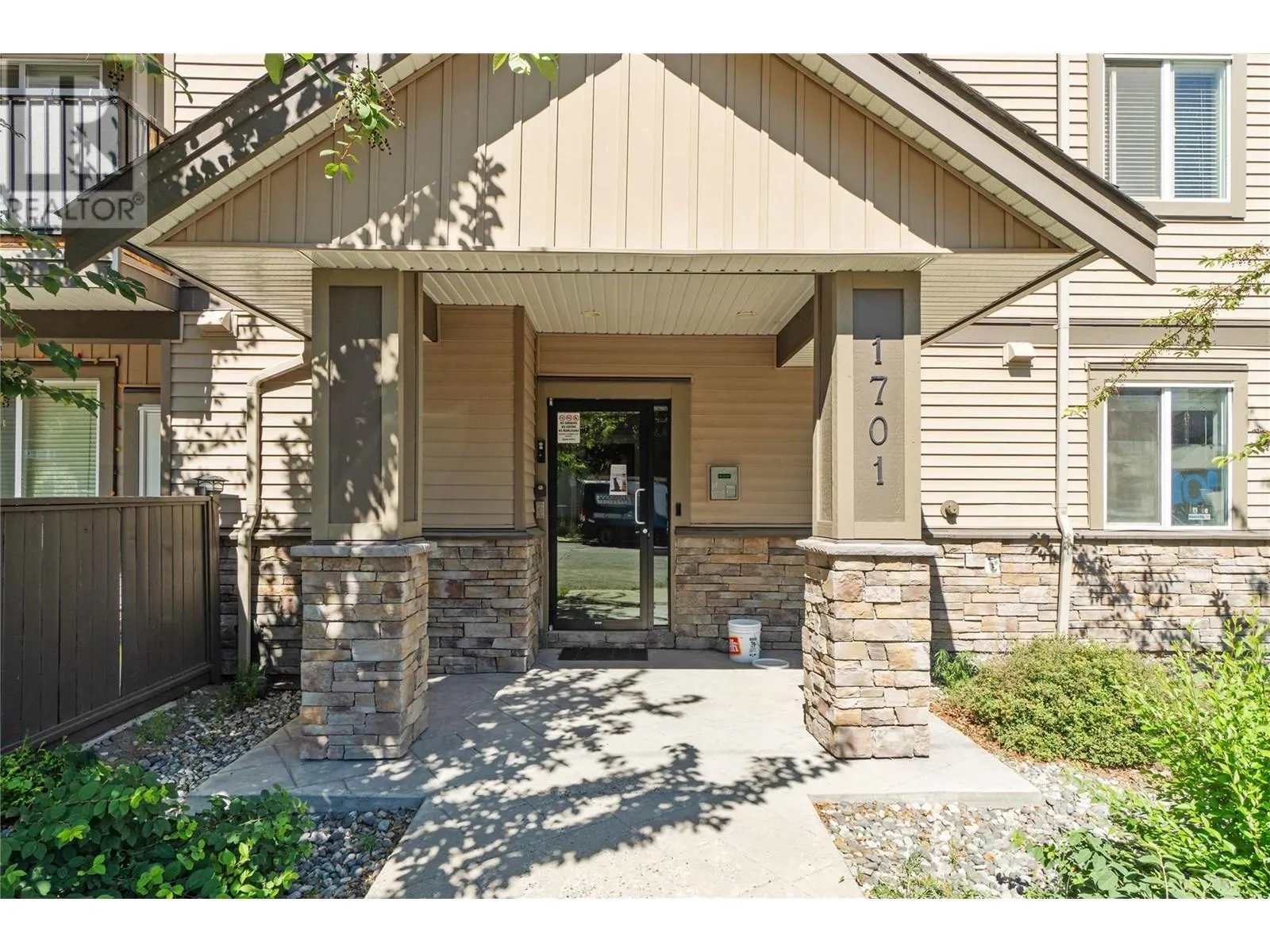 1701 MENZIES Street Unit# 304