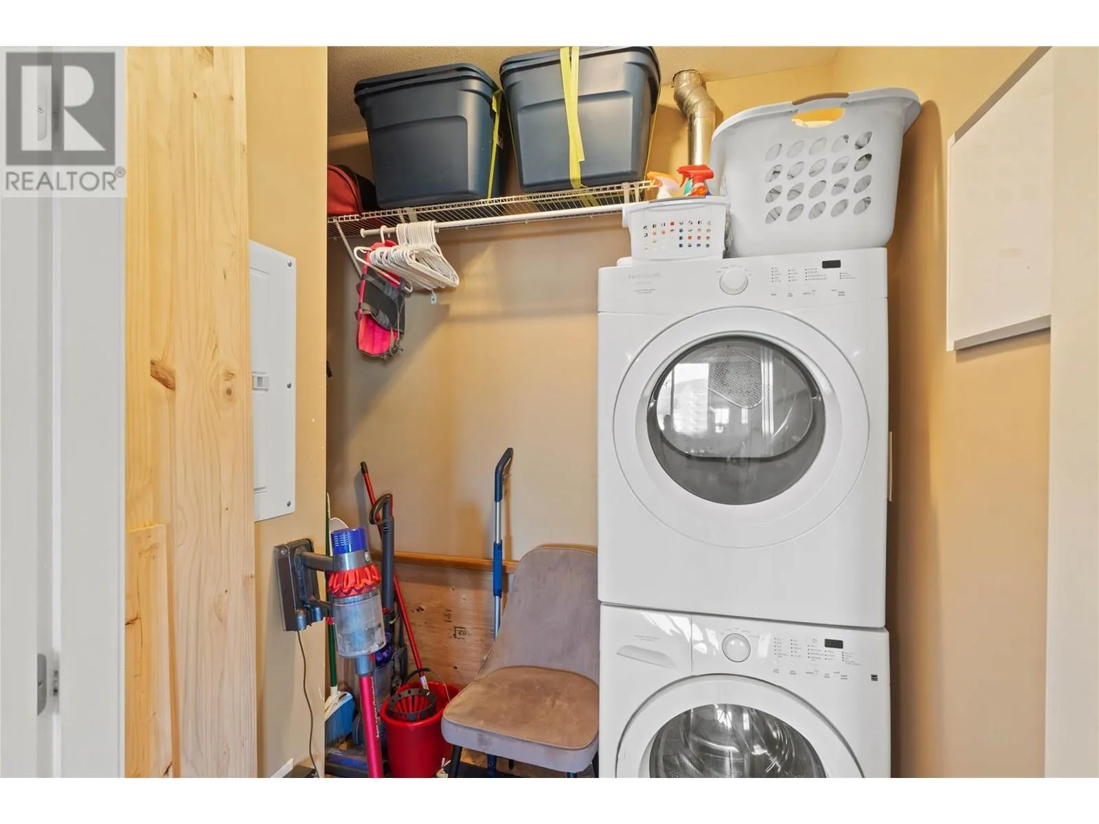 1701 MENZIES Street Unit# 304