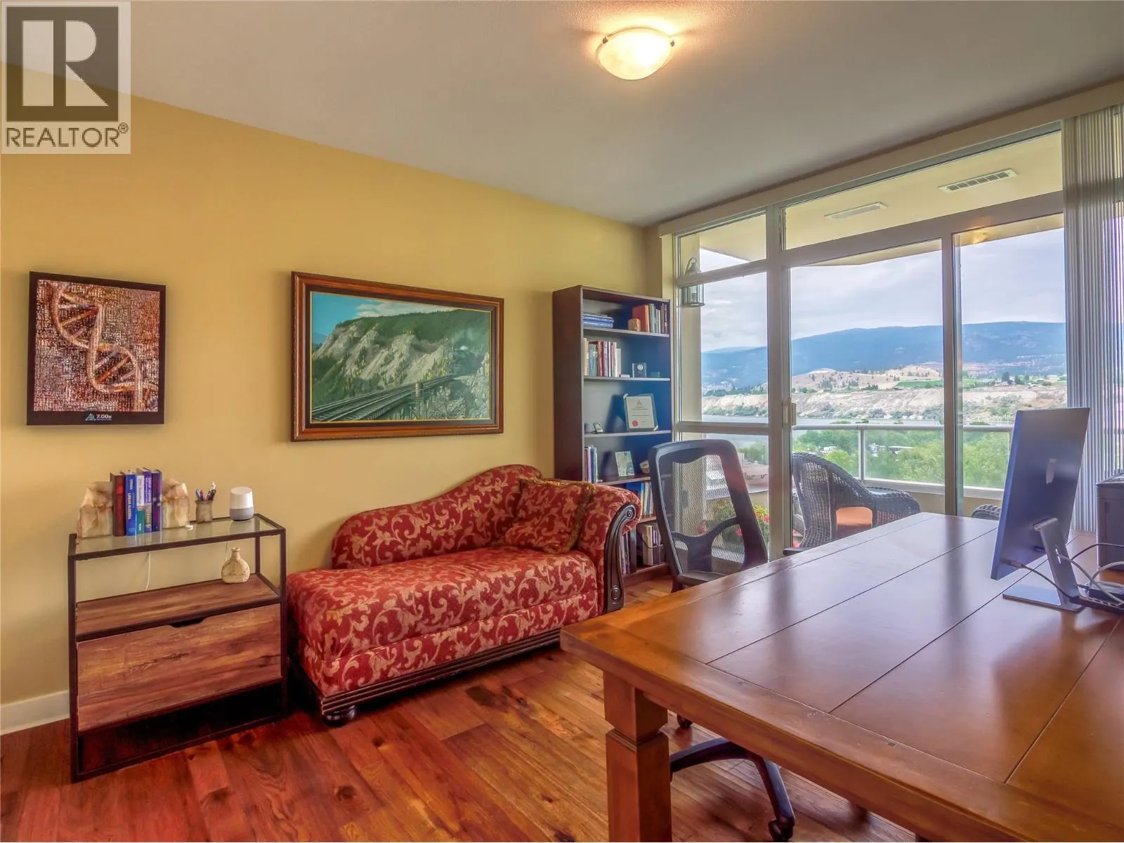 75 Martin Street Unit# 1004