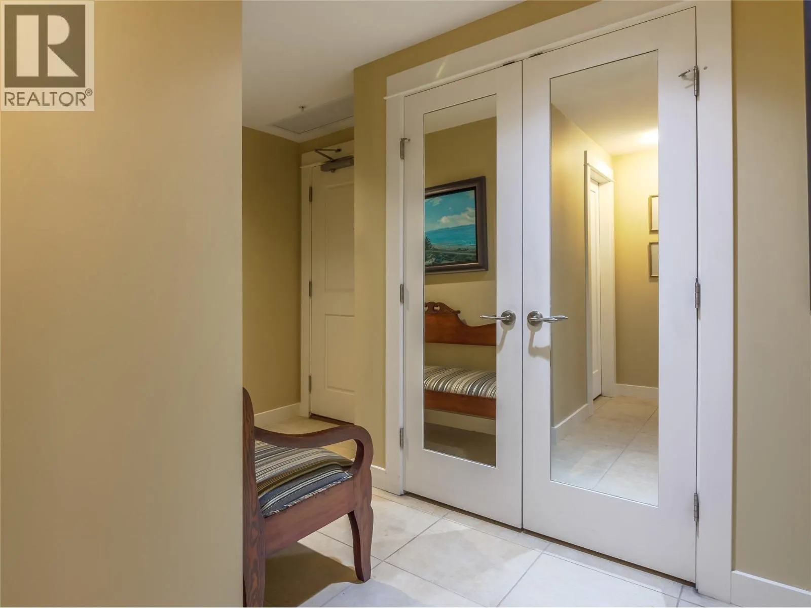 75 Martin Street Unit# 1004