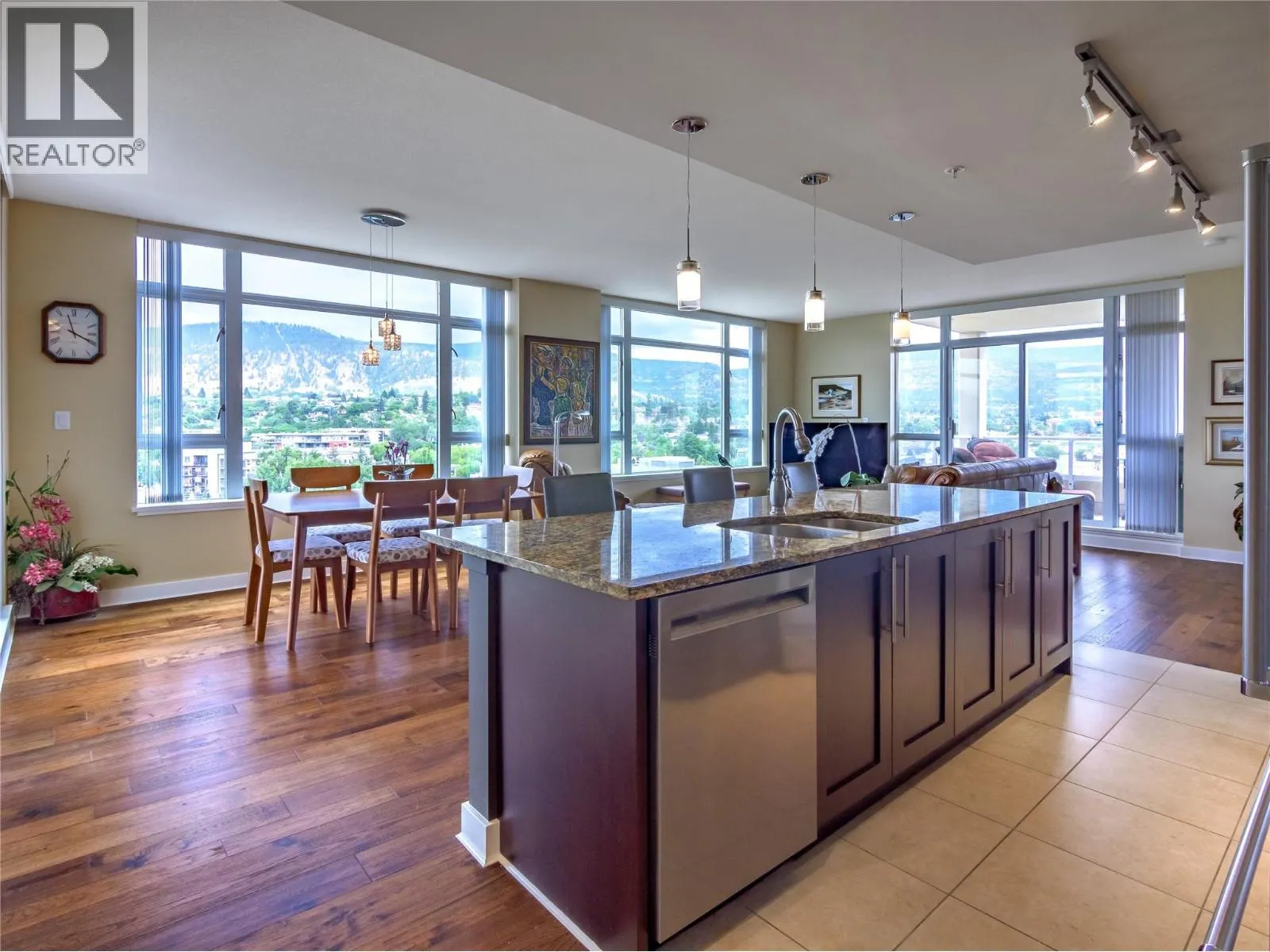 75 Martin Street Unit# 1004