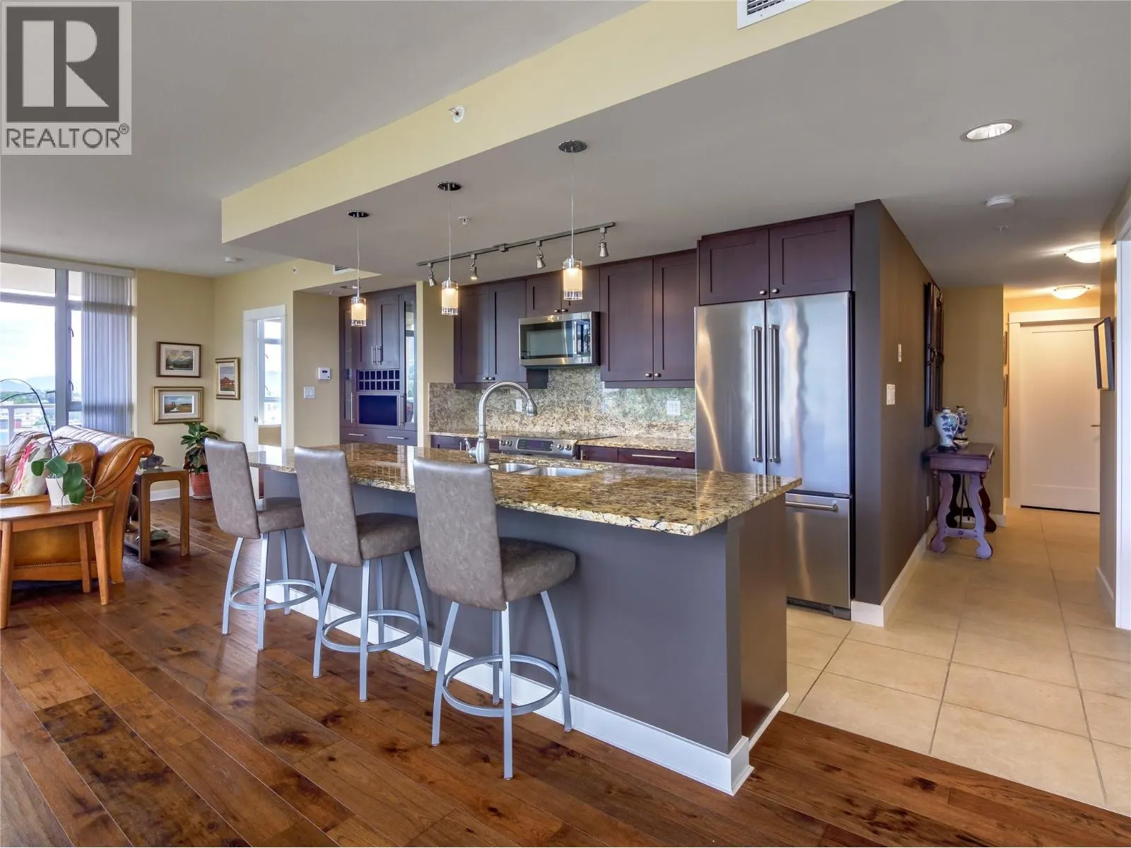 75 Martin Street Unit# 1004