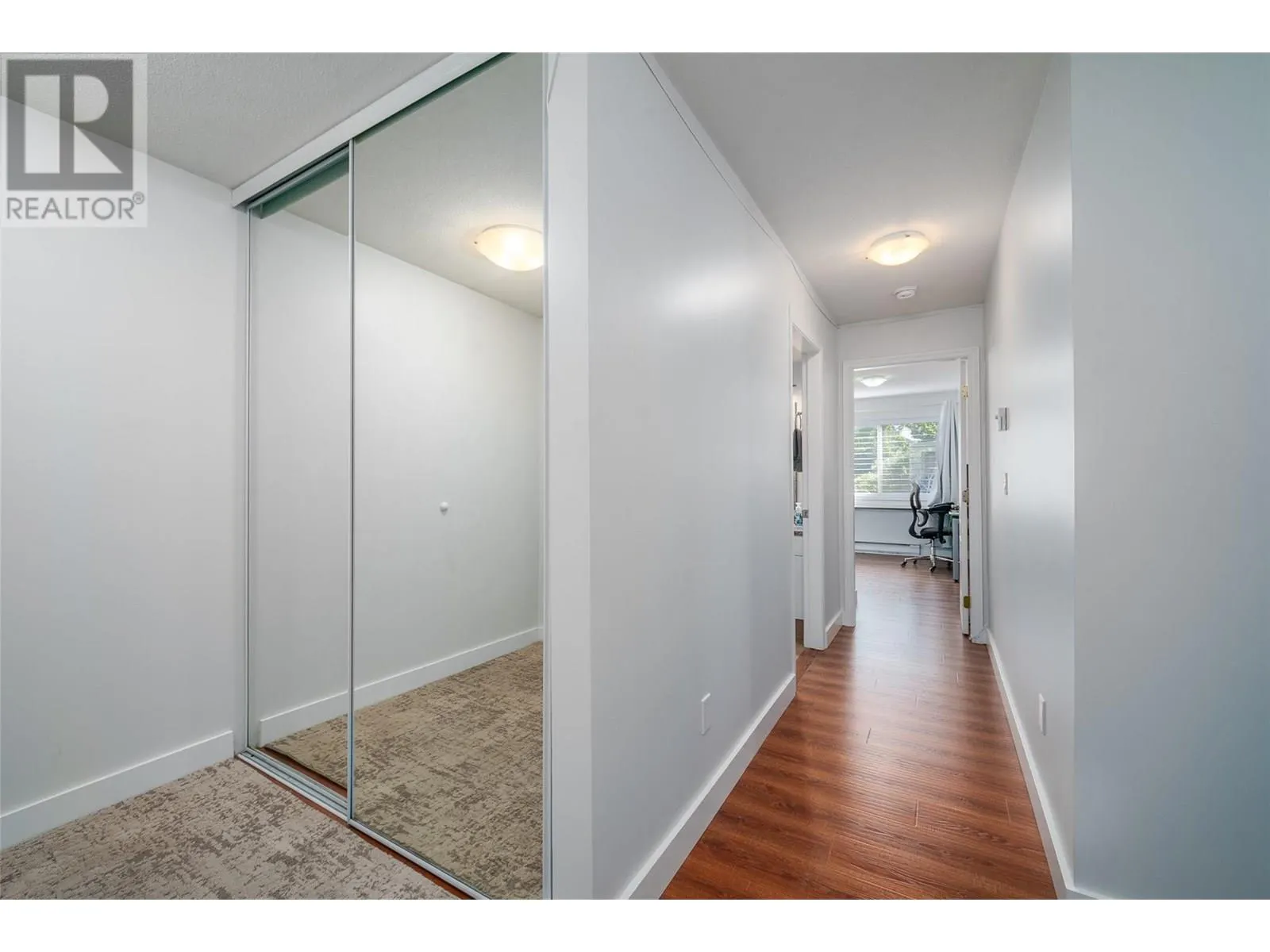 709 Houghton Road Unit# 111