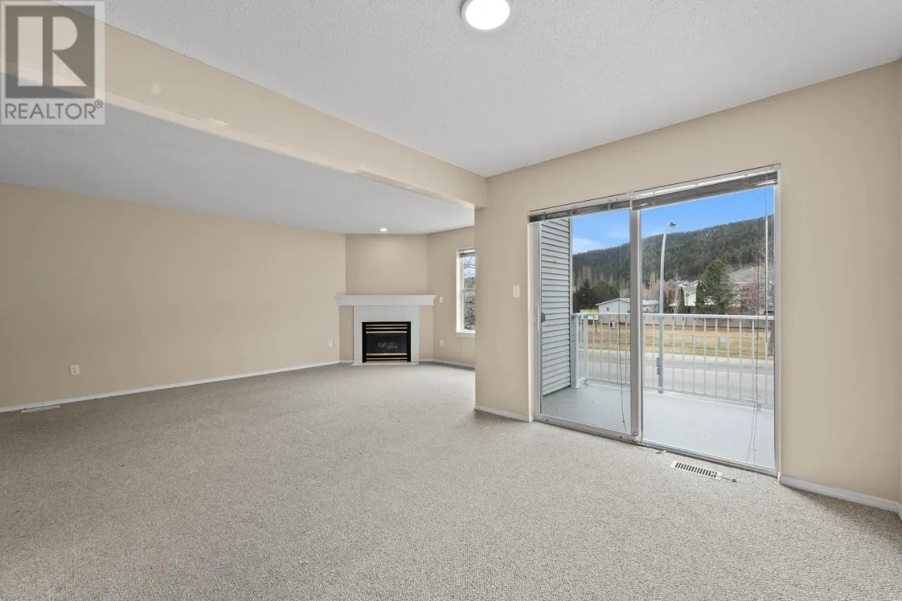 1920 HUGH ALLAN Drive Unit# 4
