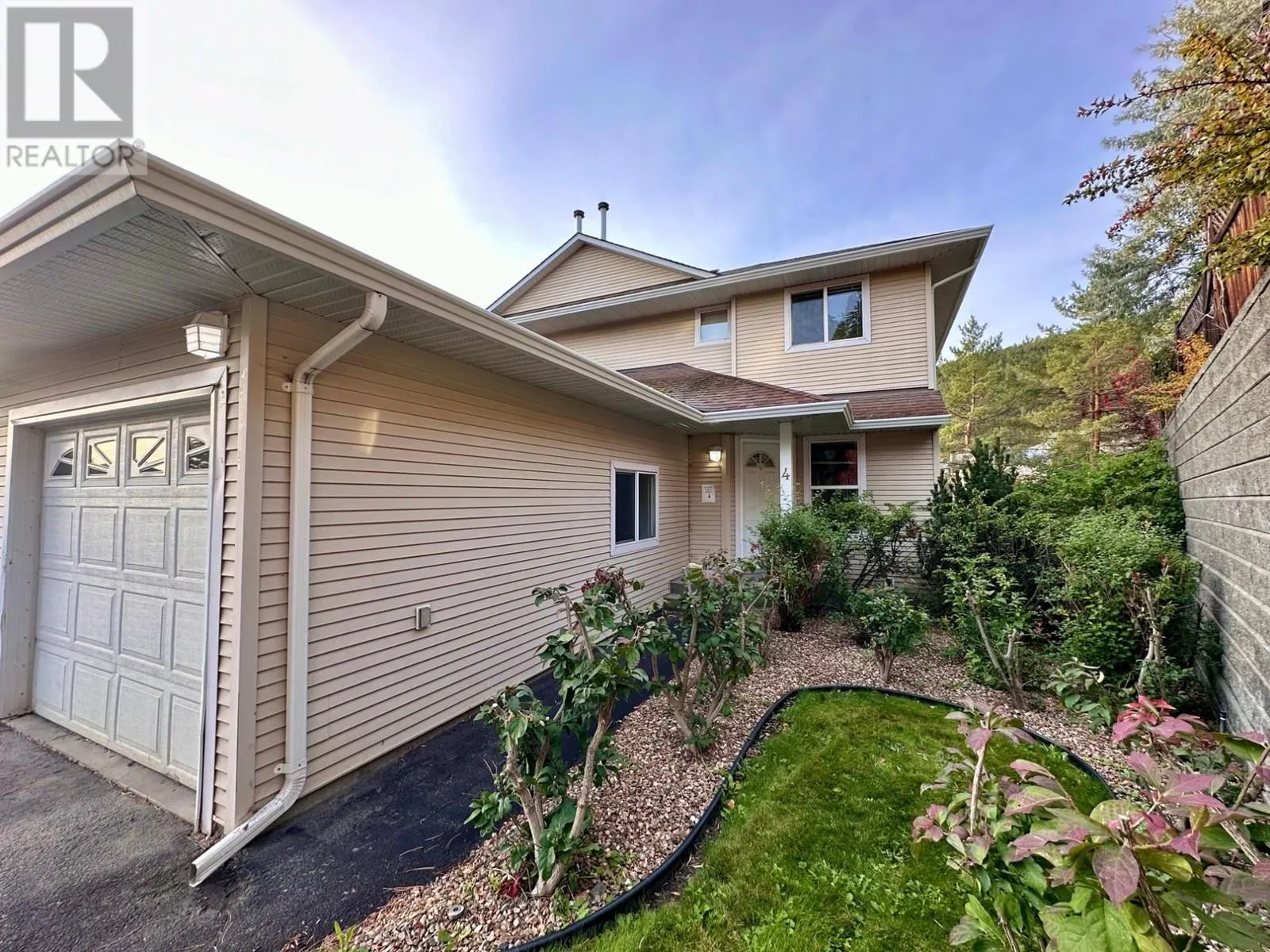 1920 HUGH ALLAN Drive Unit# 4
