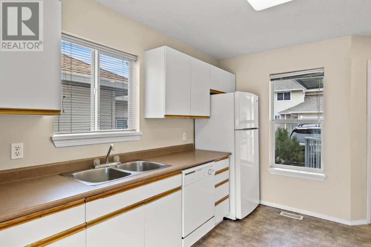 1920 HUGH ALLAN Drive Unit# 4