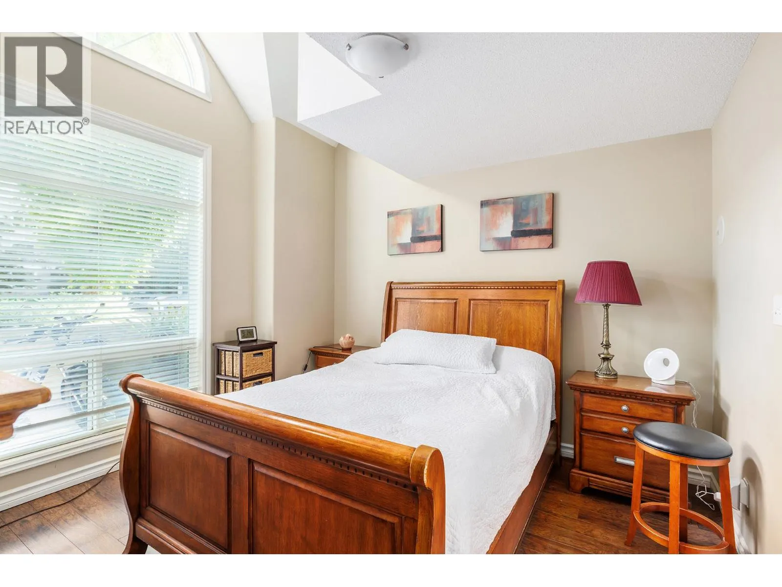1128 Sunset Drive Unit# 102