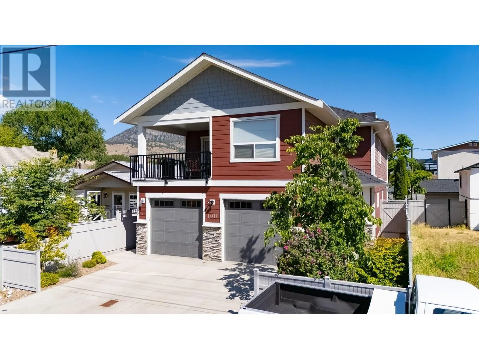1011 Dynes Avenue