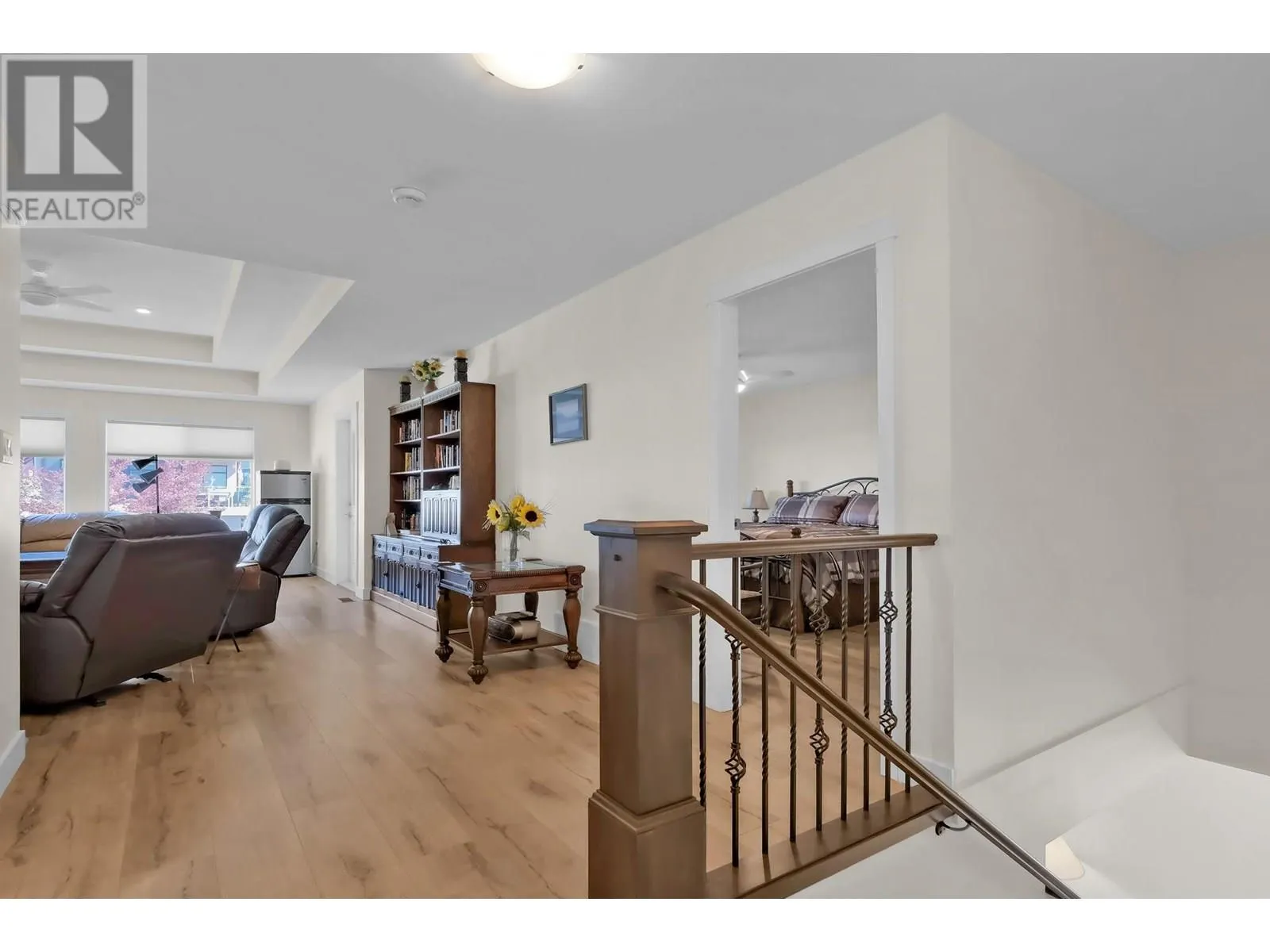 1011 Dynes Avenue